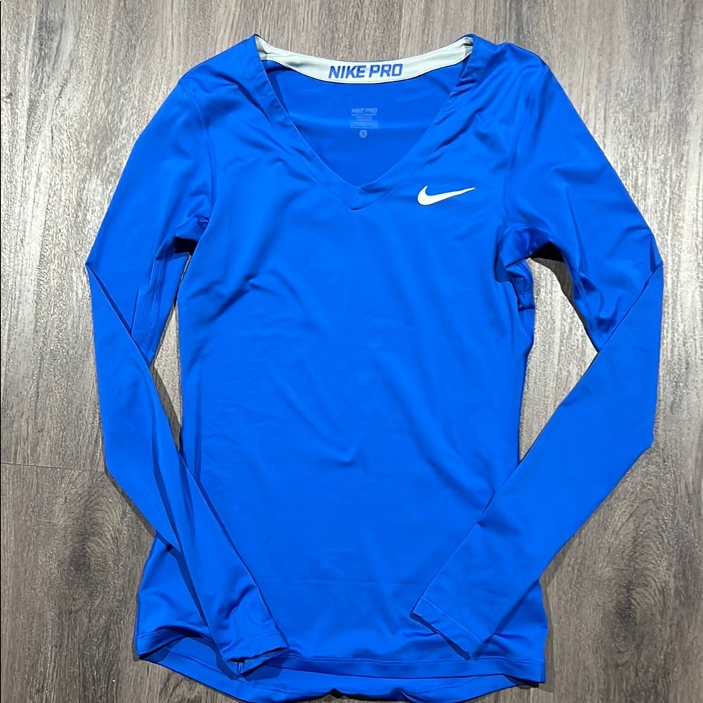 Nike Women's Dri-Fit Blue Long Sleeve Top
